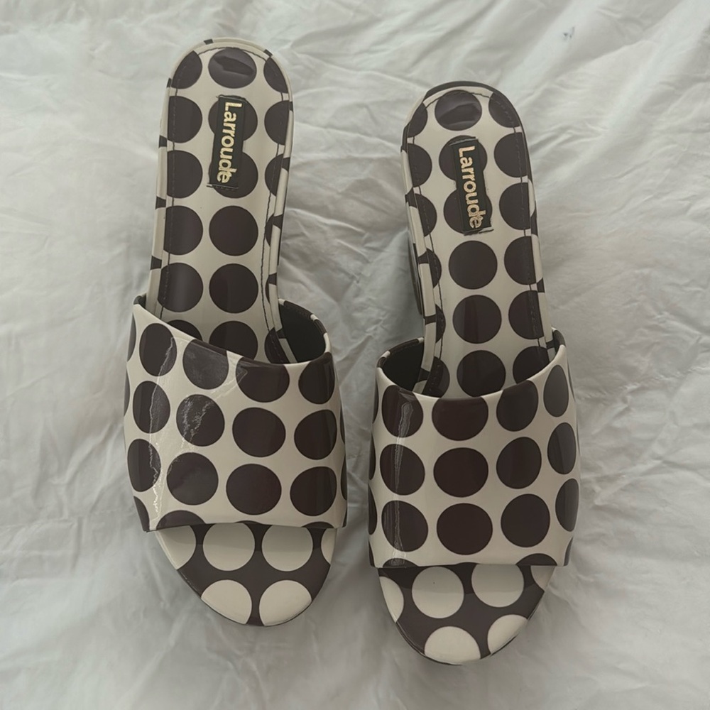 Larroude size 8 polka dot platform sandals